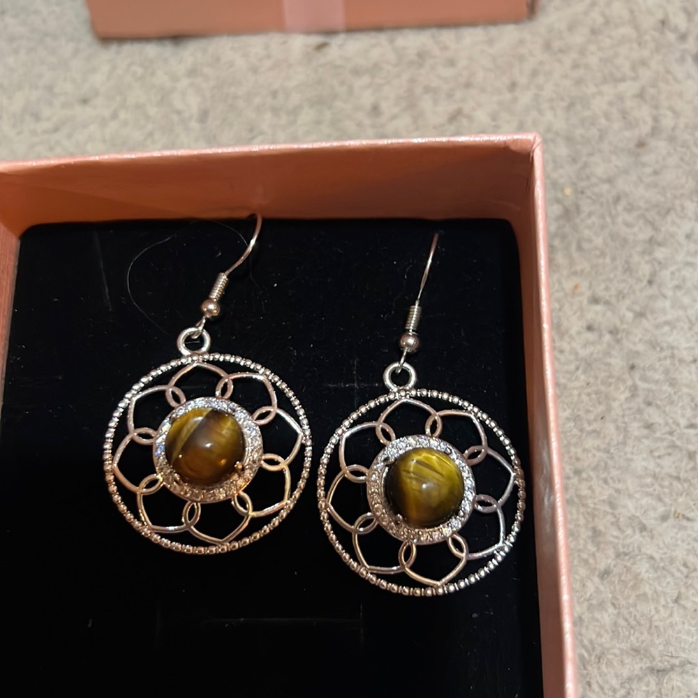 Tiger eye crystal